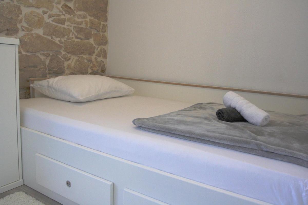 Apartmani Mustaca Dvori Privlaka  Exterior photo
